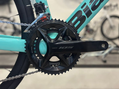 Bianchi Oltre Race — gruppo Shimano 105, taglia 50 cm