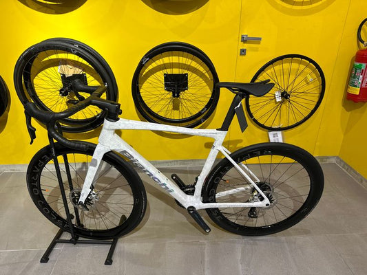 Bianchi Specialissima Rc 2025 usata — vista laterale