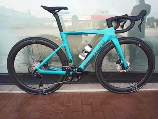 Bianchi E-Oltre 2024 usata — vista laterale