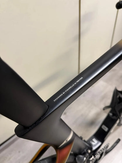 Pinarello Dogma F 2025 — Bici usata