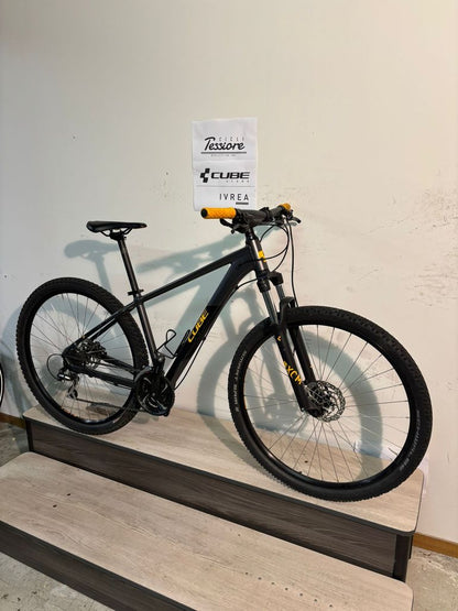 Cube Aim Race 2021 — Bici usata