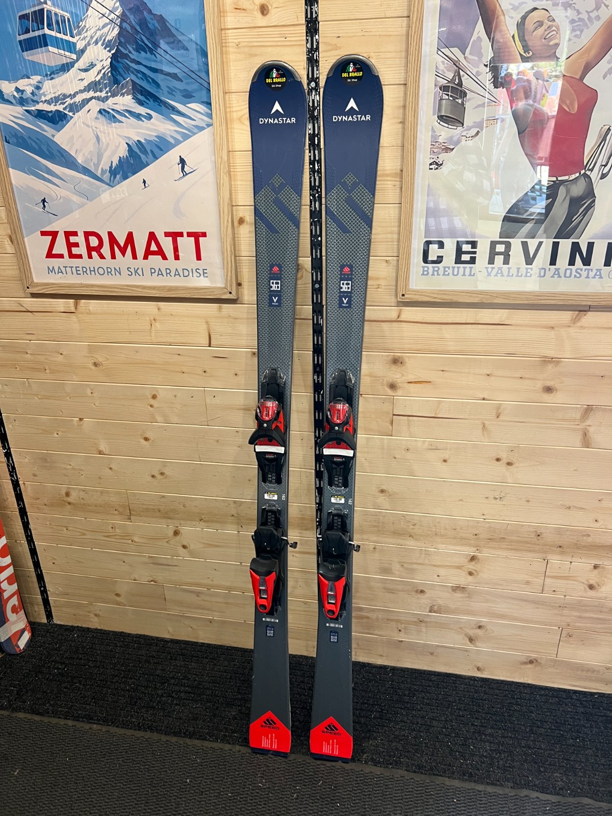 Dynastar Speed 563 — raggio 13m, waist 74mm