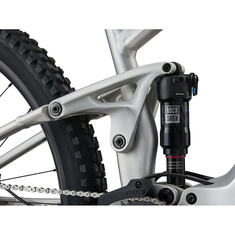 Giant Stance E+ 0 Pro 2024 usata — dettaglio
