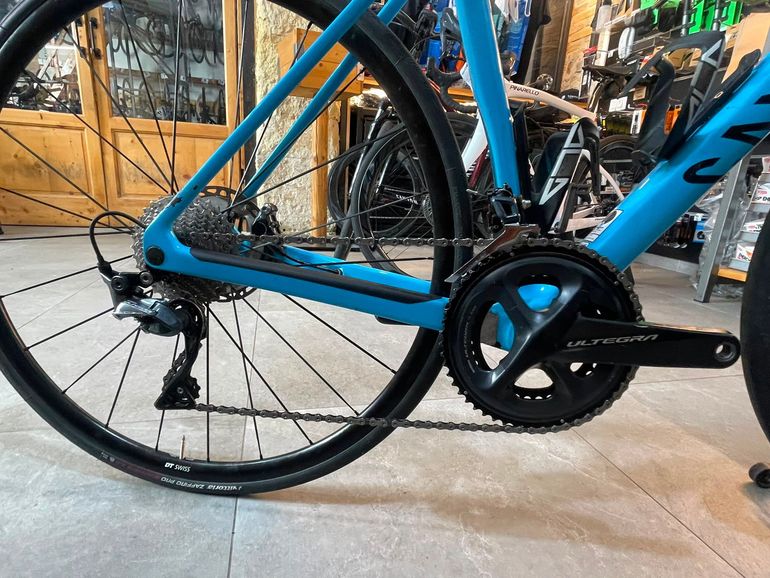 Canyon Endurace Cf 8 2023 usata — dettaglio