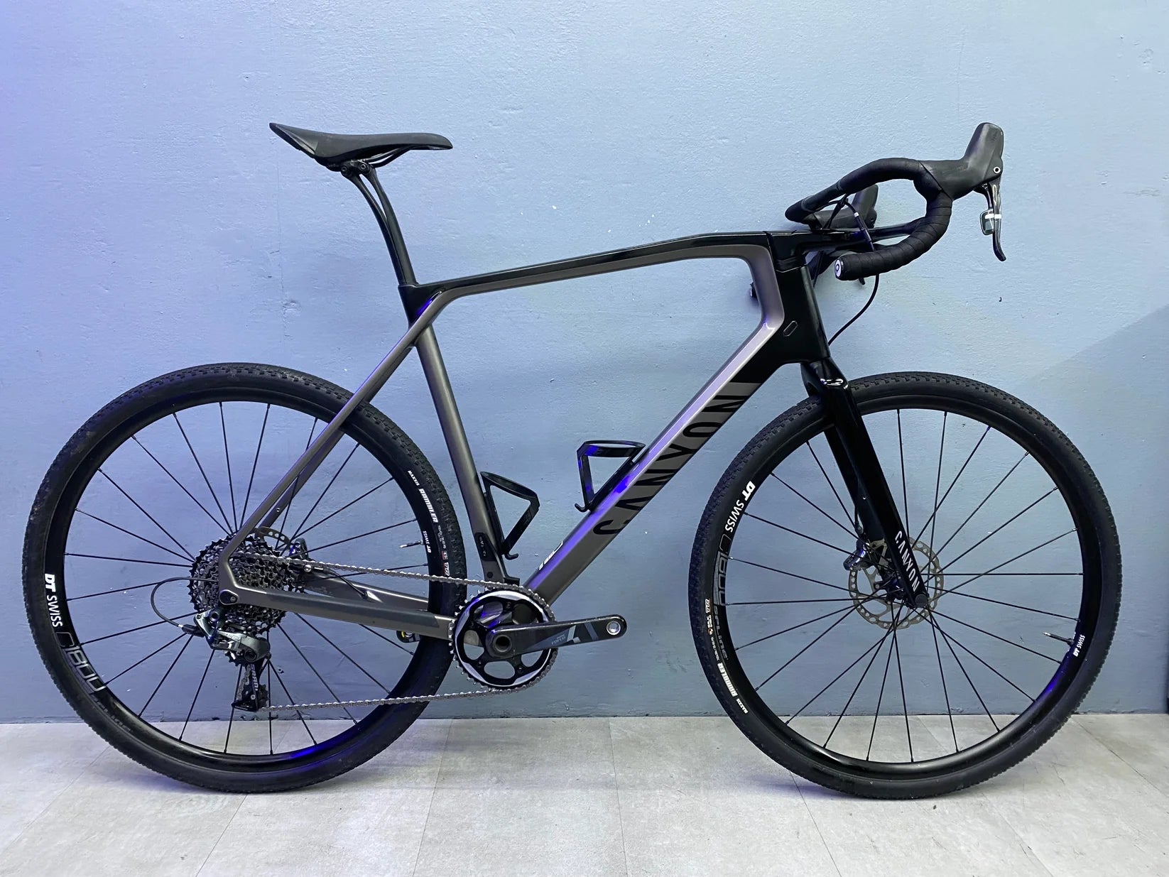 Canyon Canyon Grail Cf Slx 8.0 Sl 2019 usata — vista laterale