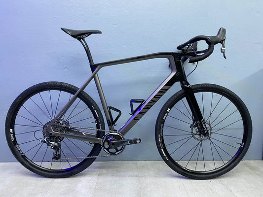 Canyon Canyon Grail Cf Slx 8.0 Sl 2019 usata — vista laterale
