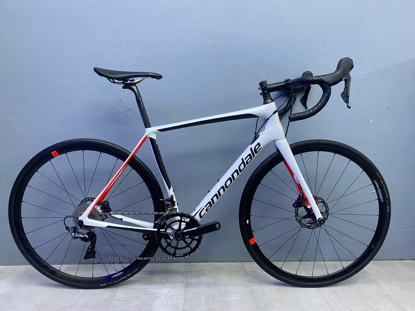 Cannondale Synapse Carbon 2018 usata — vista laterale