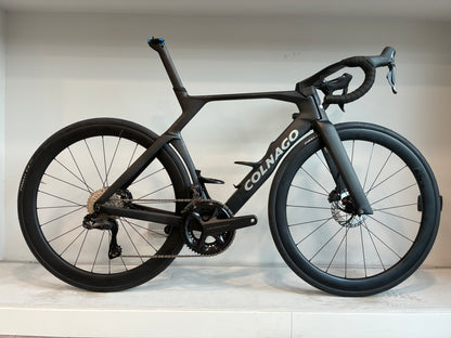 Colnago Y1rs 2026 usata — vista laterale