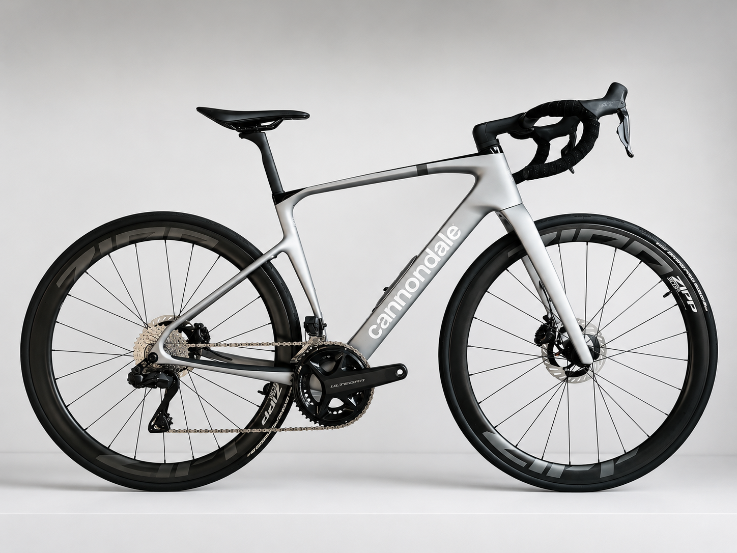 Cannondale Synapse Carbon 2 2026 usata — vista laterale