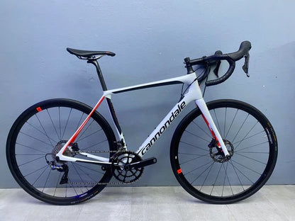 Cannondale Synapse 2018 usata — vista laterale