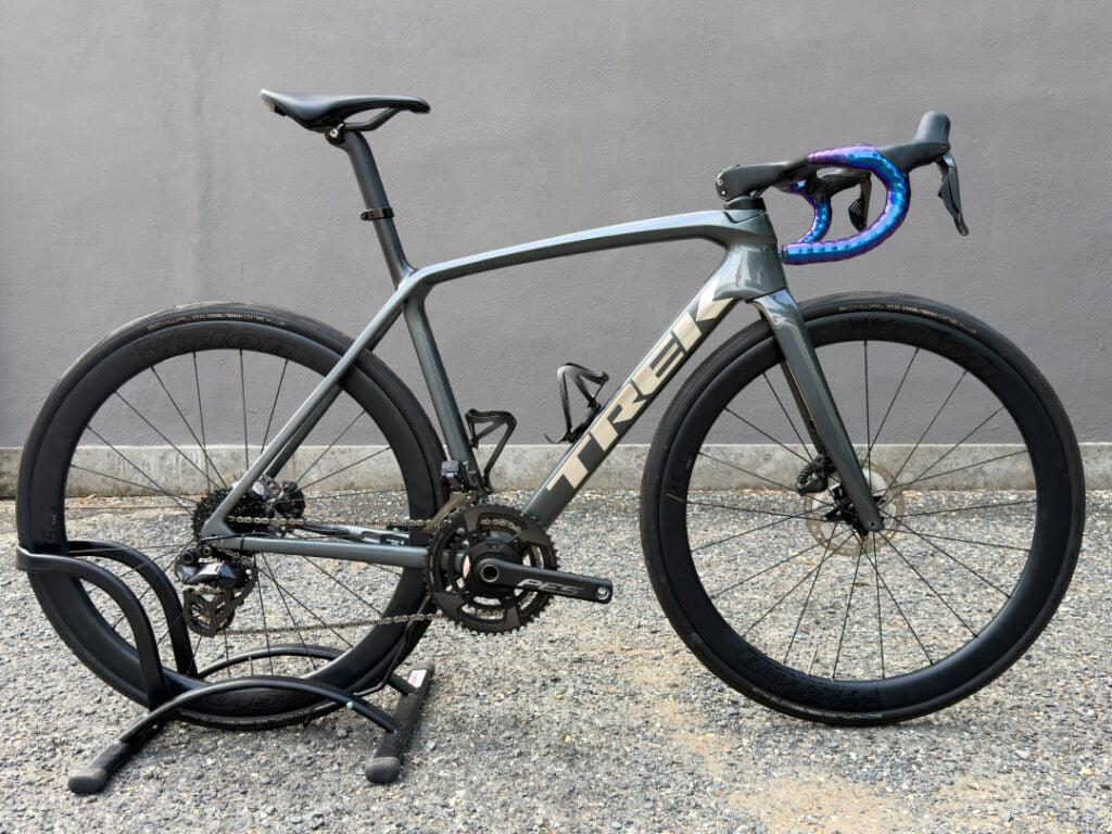 Trek Emonda Sl 2022 usata — vista laterale