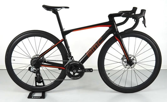 BMC Roadmachine 01 2021 usata — vista laterale