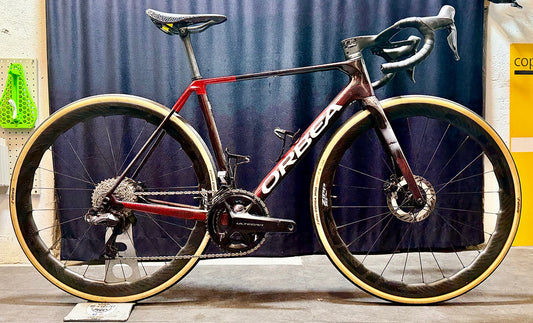 Orbea Orca Omx Team Lotto 2025 usata — vista laterale