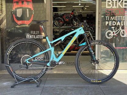 Santa Cruz Blur 2019 usata — vista laterale