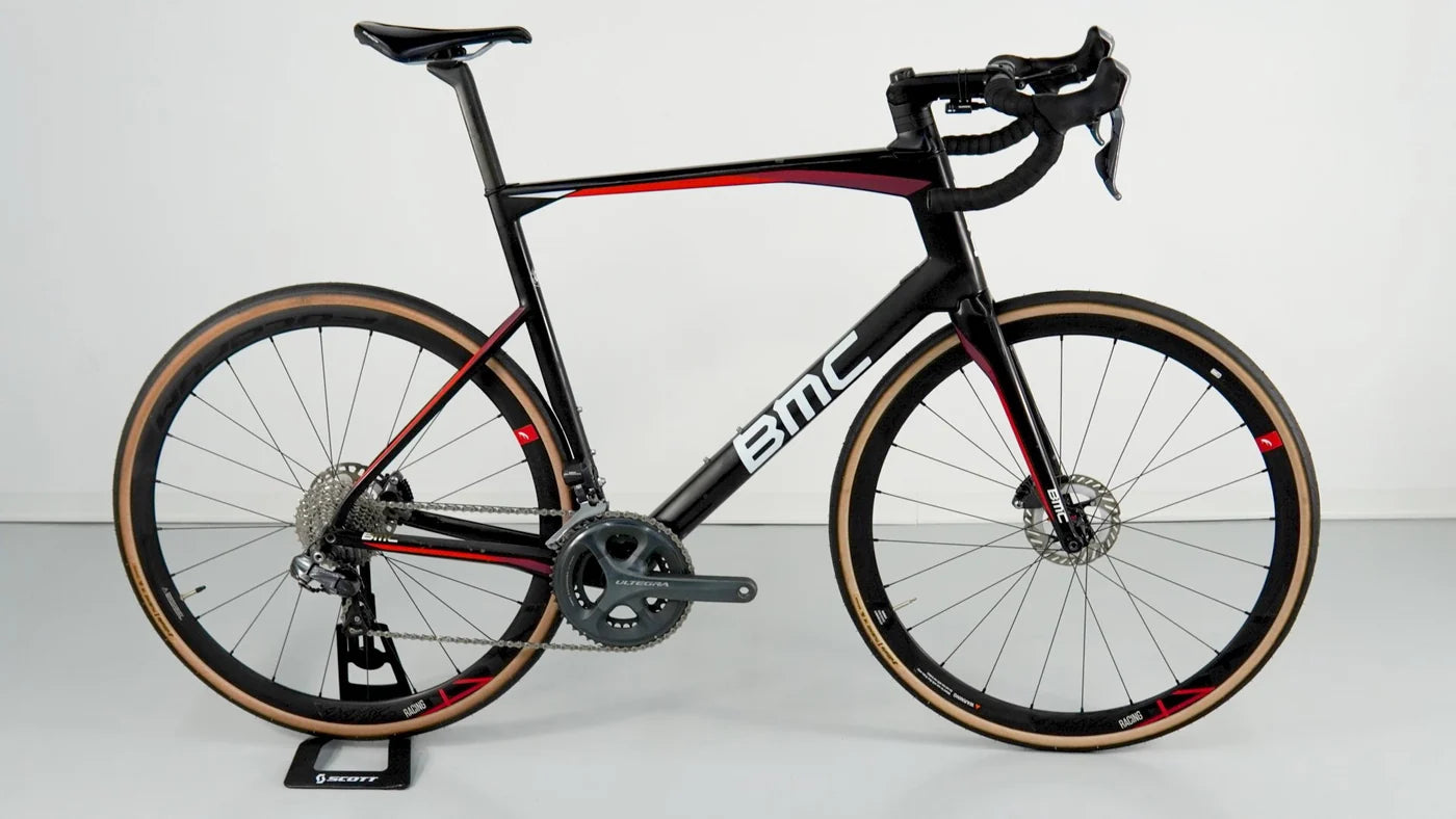 BMC Roadmachine 01 Three 2018 usata — vista laterale