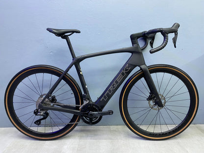 Trek Domane+ Slr 6 2024 usata — vista laterale