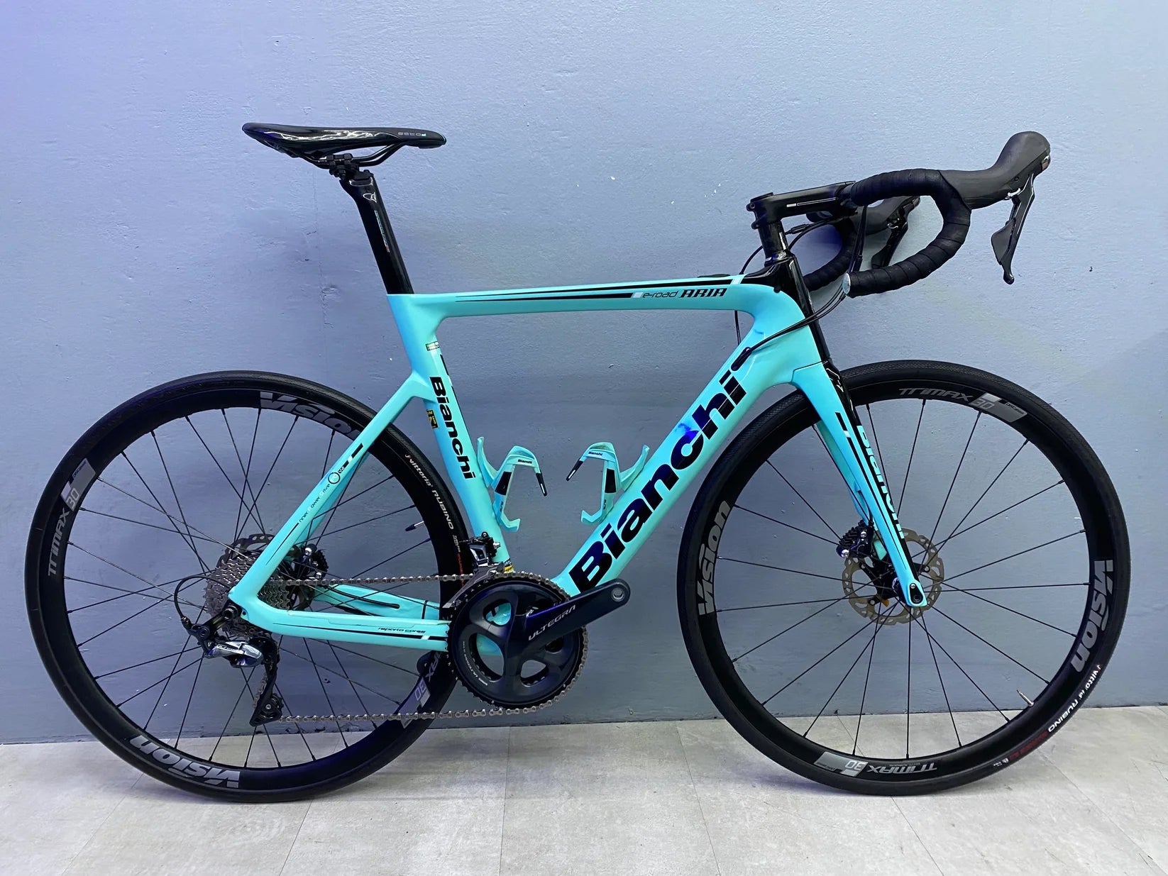 Bianchi Aria E-Road — gruppo Shimano Ultegra, taglia 57