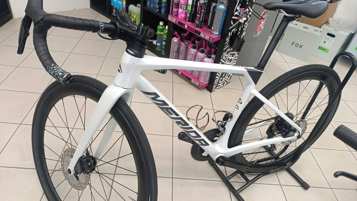 Merida Scultura 6000 — gruppo Shimano 105 Di2, taglia 52 cm
