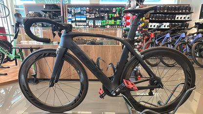 Trek Madone Project One — gruppo Shimano Dura Ace Di2, taglia 53 cm