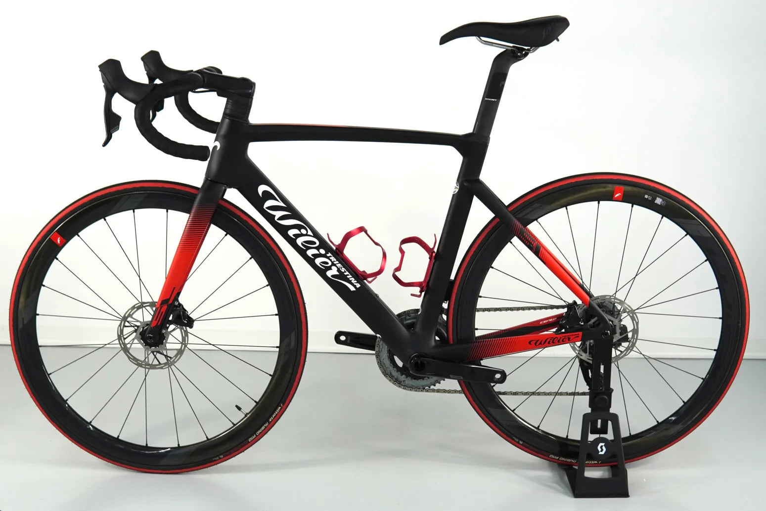Wilier Triestina 110 Sl — gruppo SRAM Rival eTap AXS, taglia M