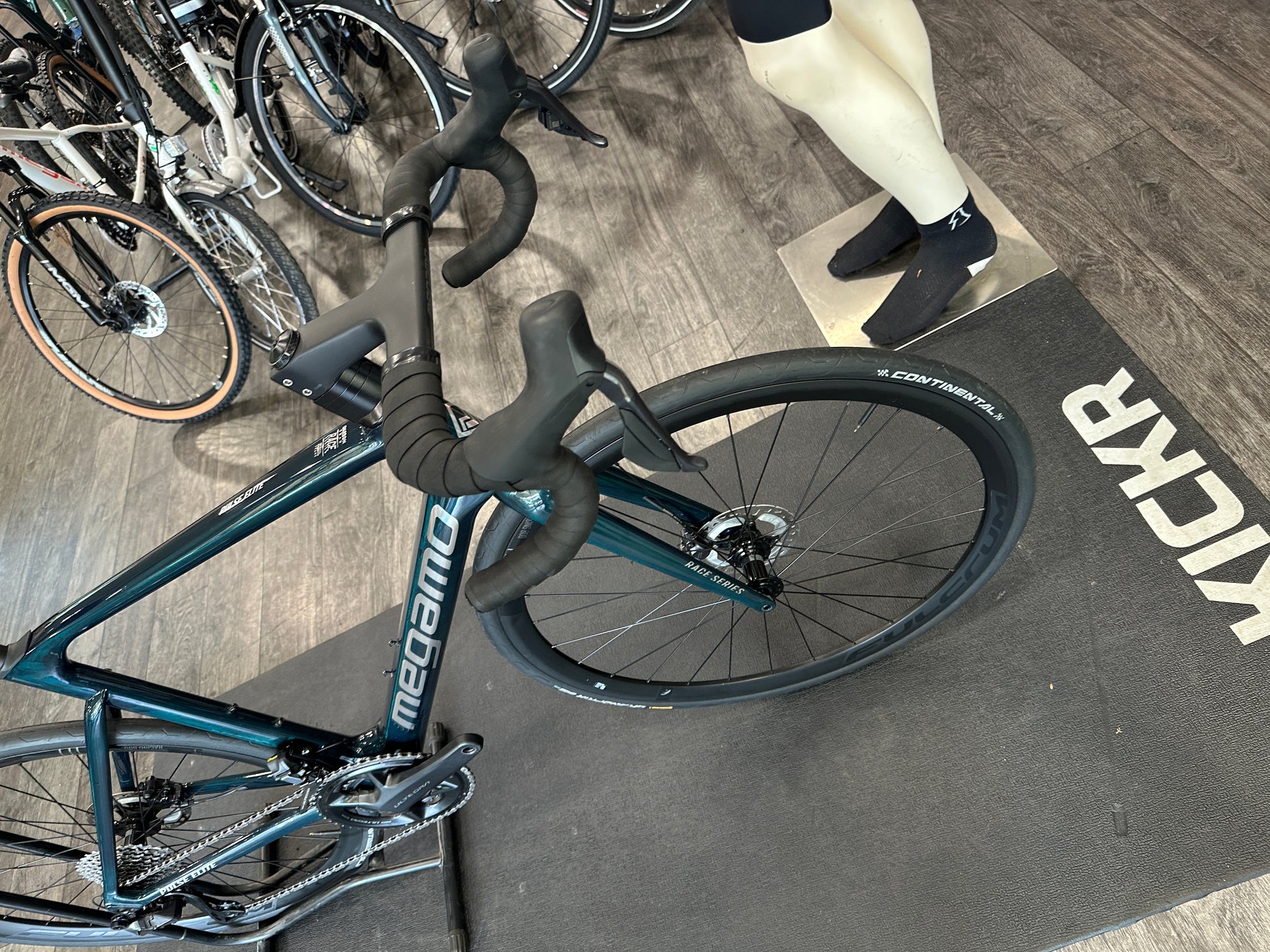 Megamo Pulse Elite 05 Sh12 — gruppo Shimano Ultegra Di2, taglia M