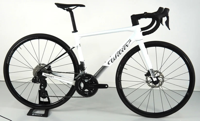 Wilier Triestina Garda — gruppo Shimano 105 Di2, taglia S