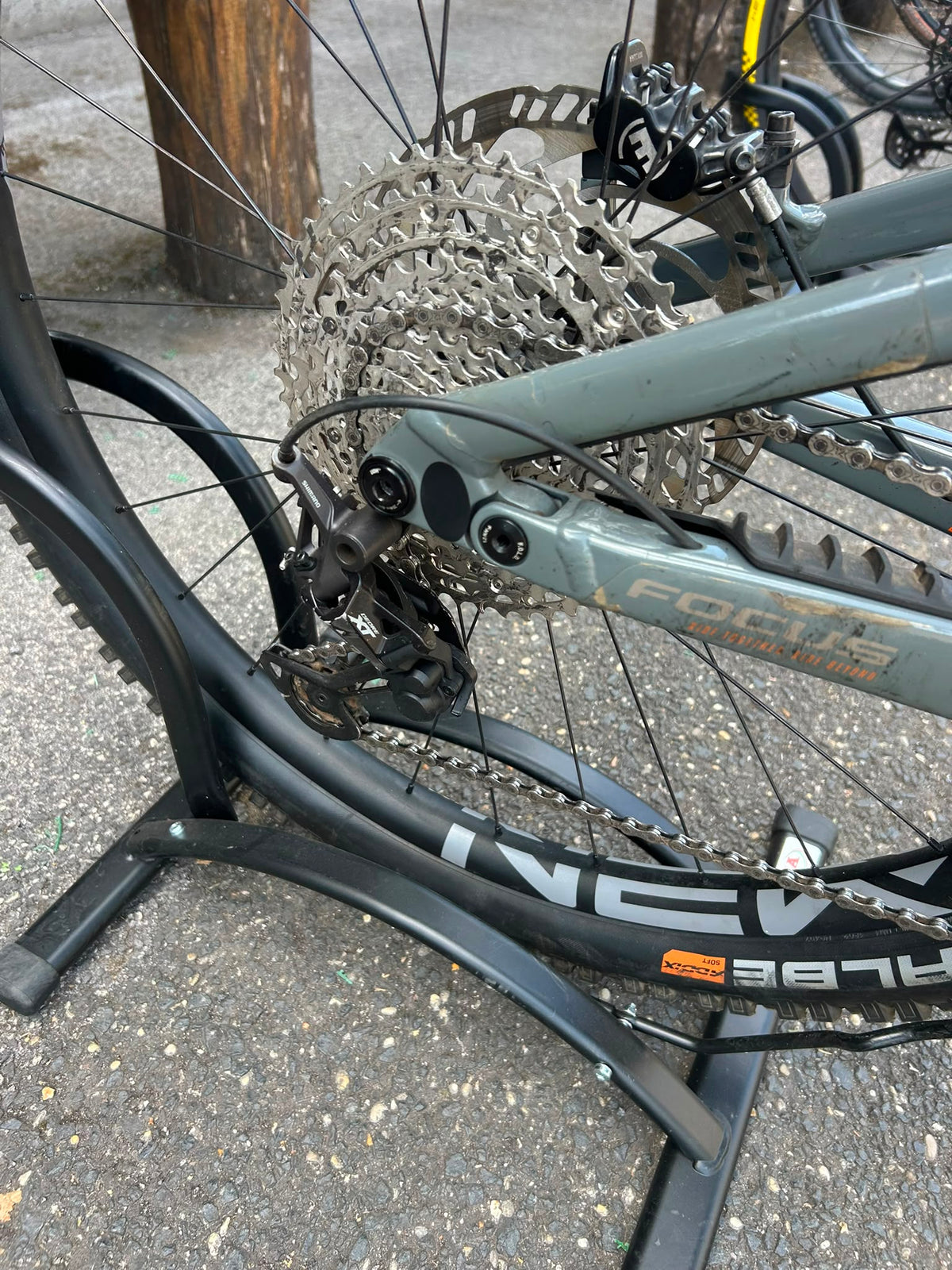 Focus Sam² 2023 — Bici usata