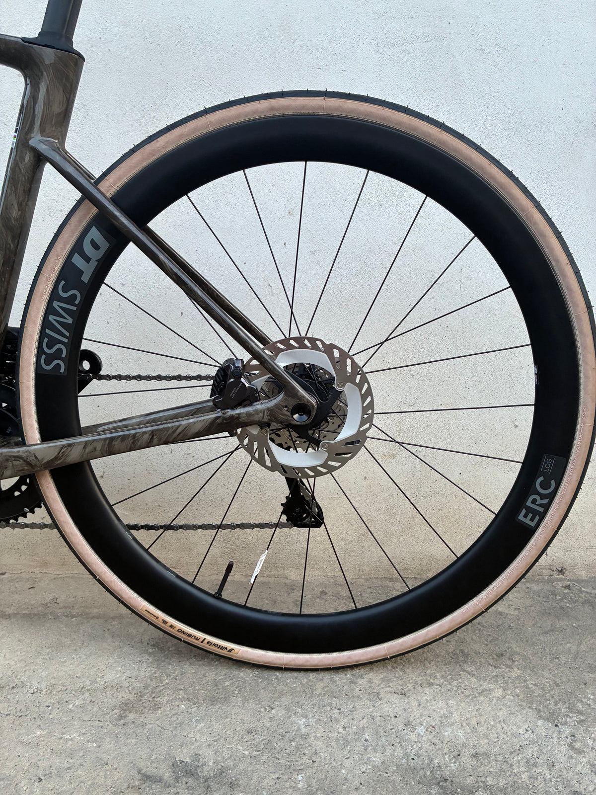 Specialized Roubaix 2025 usata — dettaglio