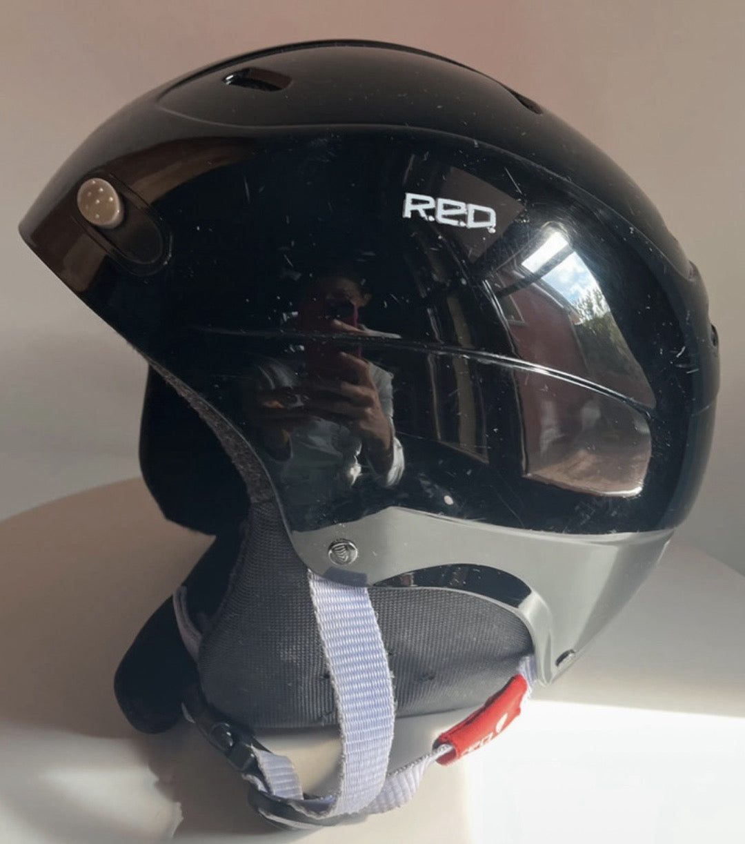 Casco sci-snowboard RED Trace S Usato