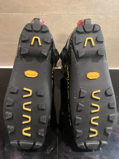 La Sportiva Stratos Hi Cube n. 26 come nuovo