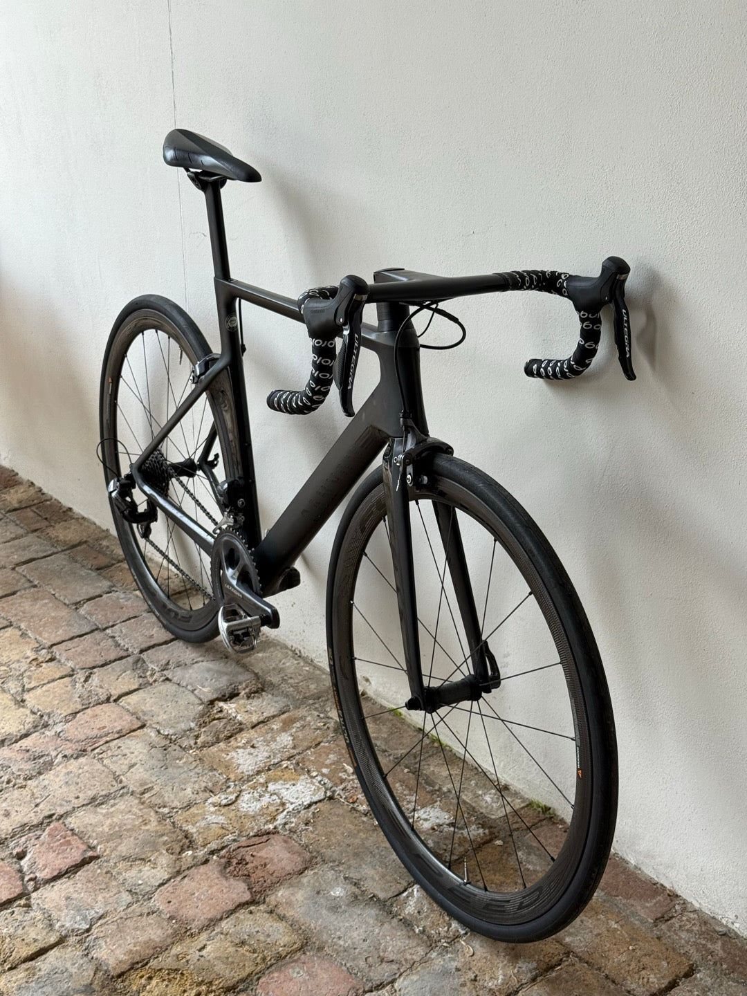 Bici da corsa Canyon Aeroad Ultegra Di2 tg. M + 2 Set ruote usata
