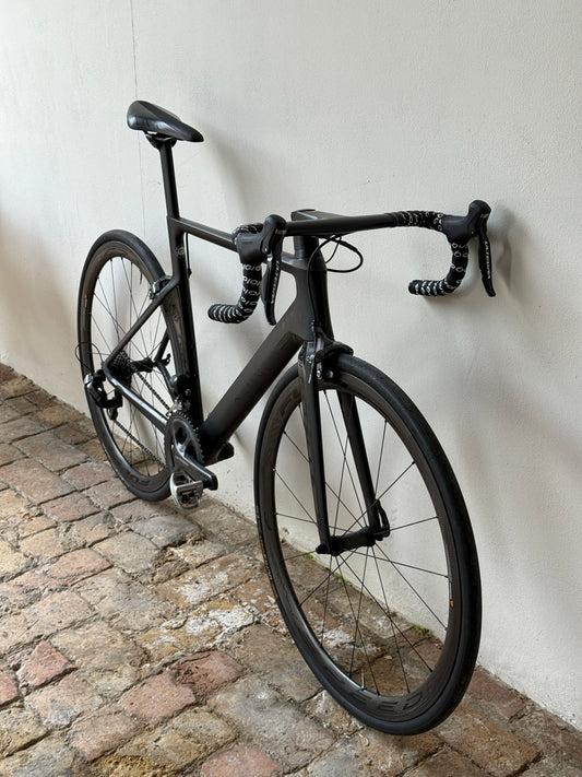 Bici da corsa Canyon Aeroad Ultegra Di2 tg. M + 2 Set ruote usata