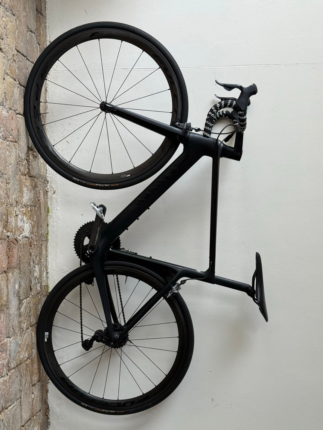 Bici da corsa Canyon Aeroad Ultegra Di2 tg. M + 2 Set ruote usata