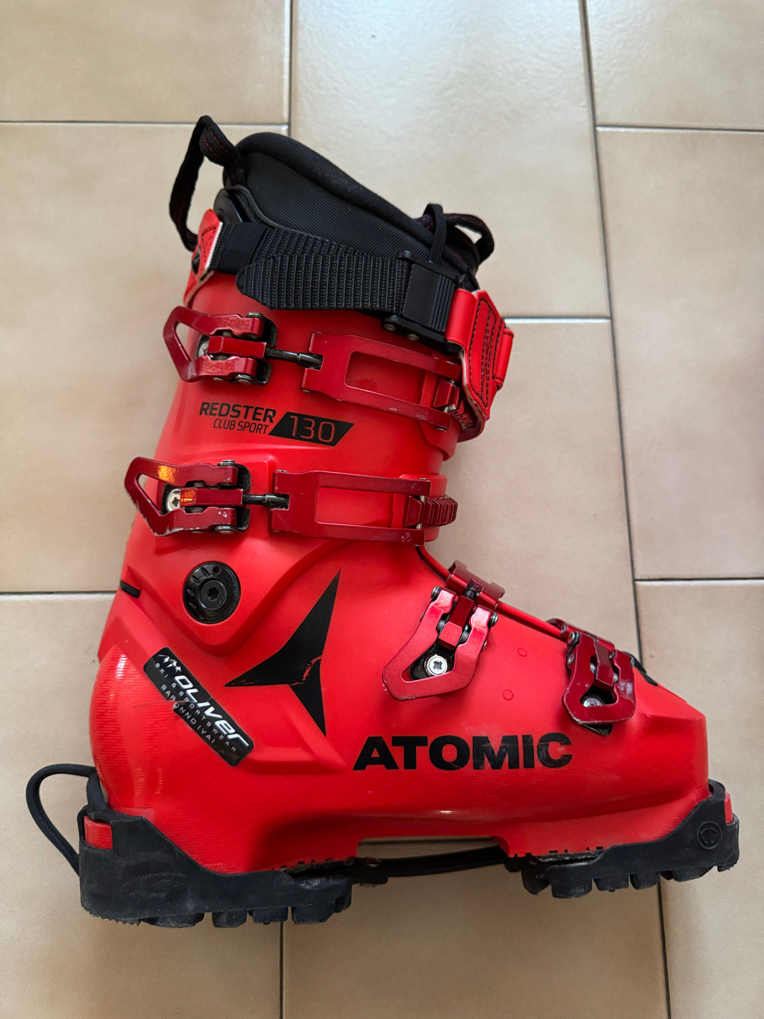 Scarponi Atomic Redster Clubsport 130 tg. 26-26.5 usati