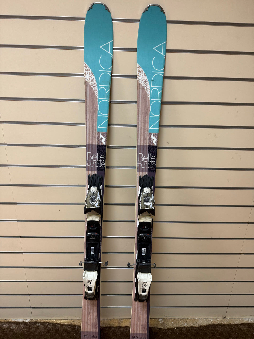 Sci Nordica Belle to Belle 169cm r17.5 usati