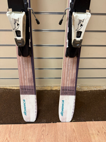 Sci Nordica Belle to Belle 169cm r17.5 usati