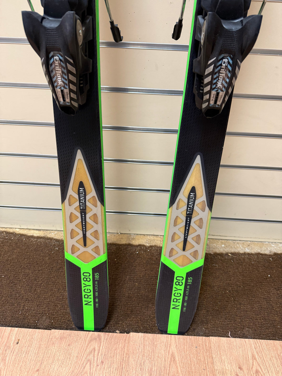 sci Nordica Nrgy 80 185cm r 21.5 usati