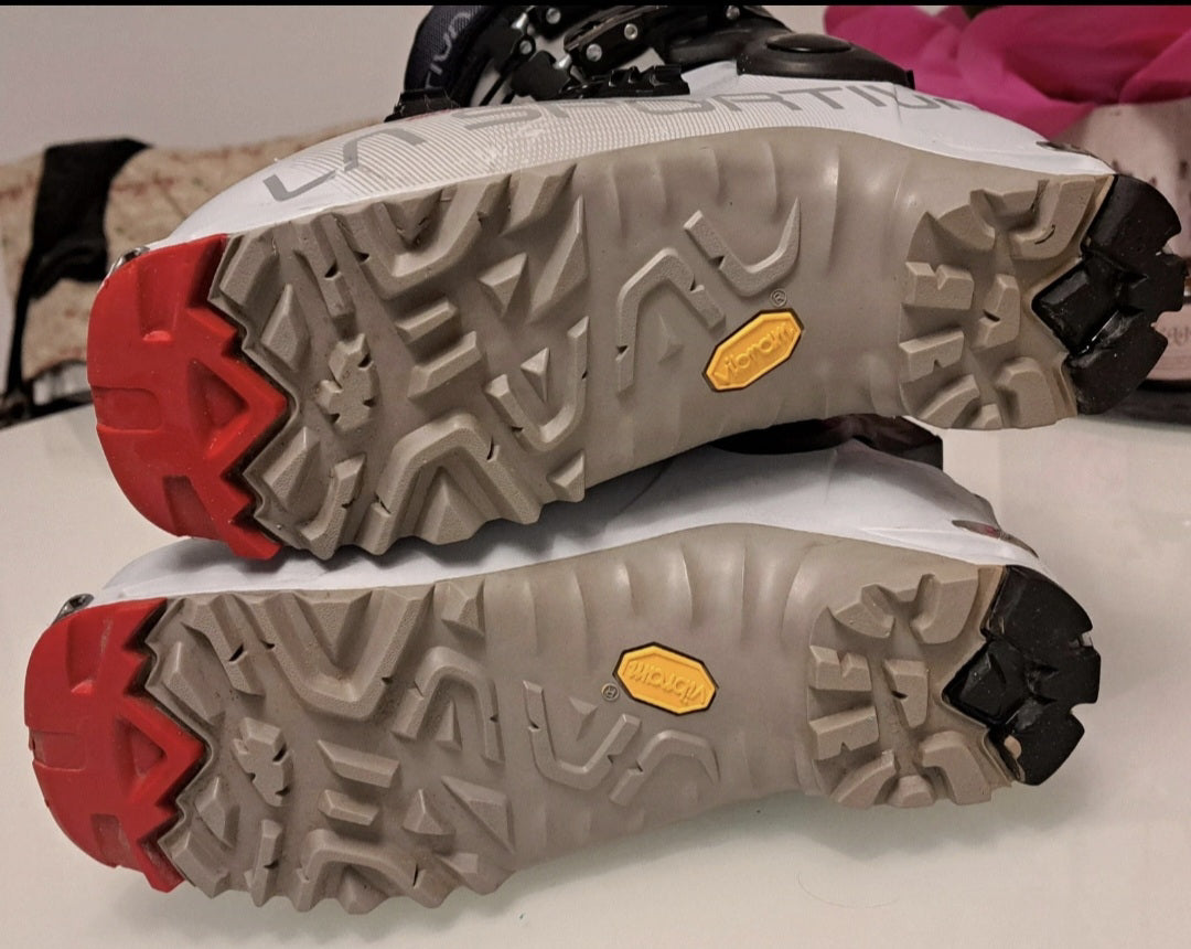 Scarponi sci alpinismo La Sportiva Vega WS 24.5 usati