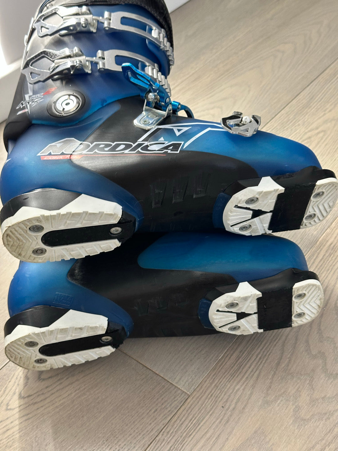 Scarponi sci Nordica Pro tg. 28.5 usati