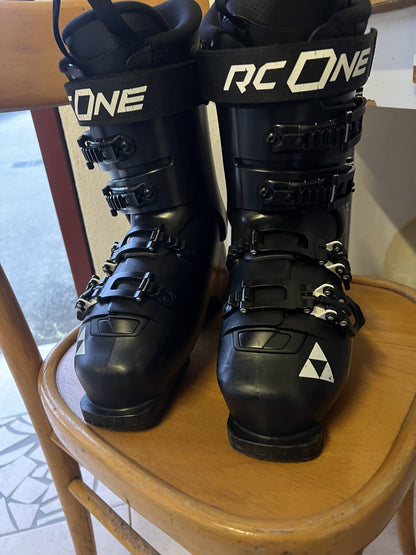 Scarponi sci Fischer RC One 8.5 tg. 25-25.5 usati