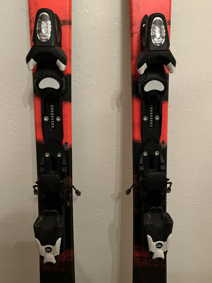 sci freestyle Rossignol Sprayer Pro 135cm bambino usato