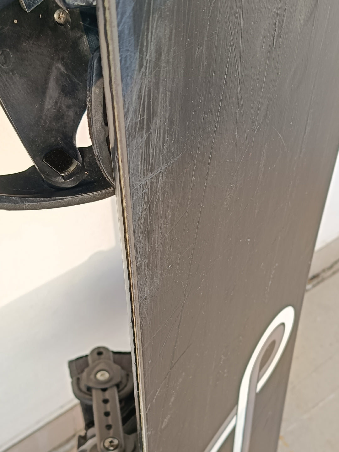 tavola snowboard 152+attacchi Usati