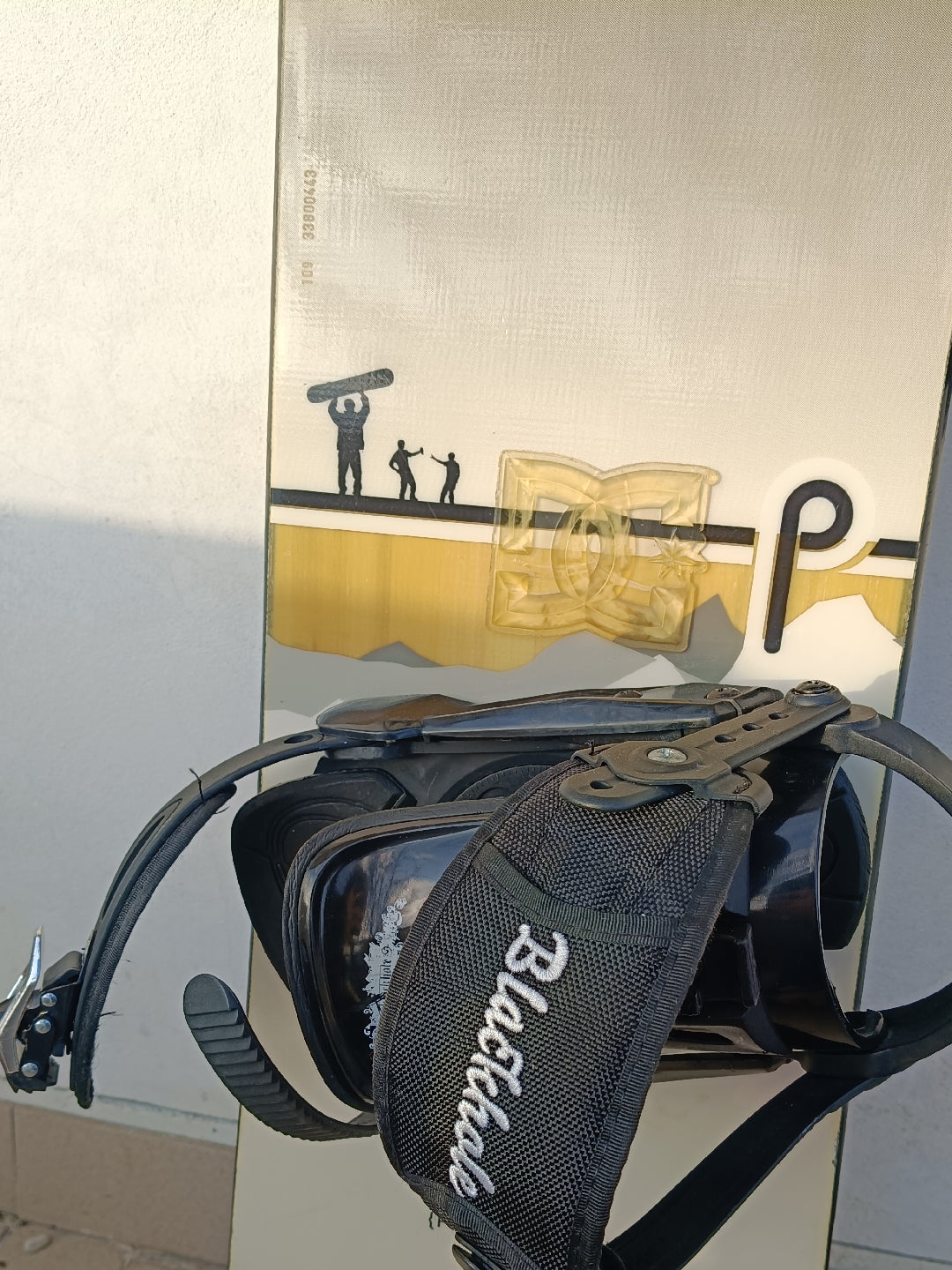 tavola snowboard 152+attacchi Usati