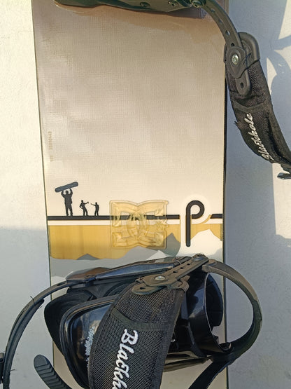 tavola snowboard 152+attacchi Usati
