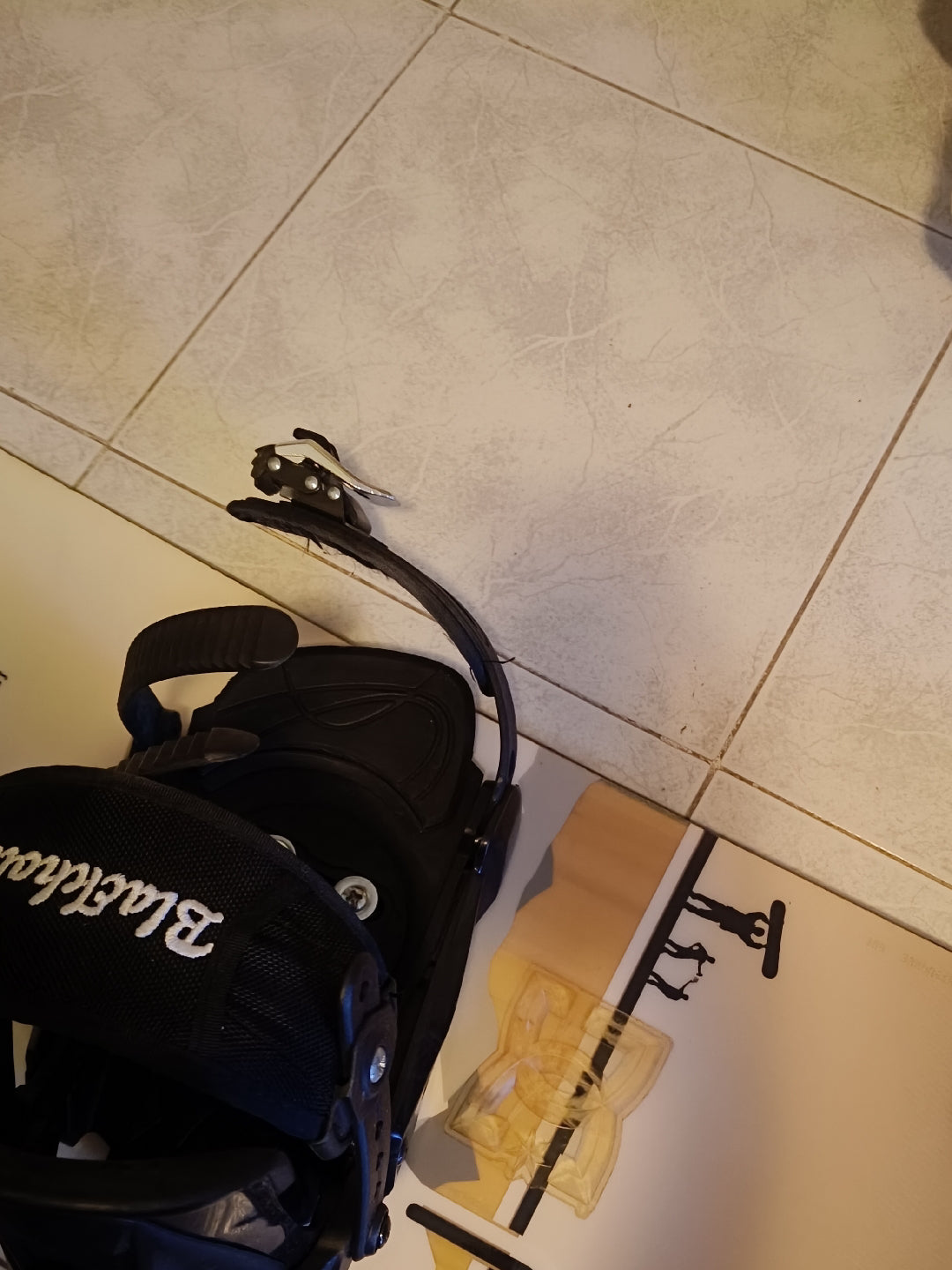 tavola snowboard 152+attacchi Usati