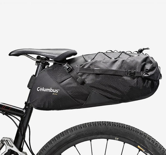 Borsa sella Columbus Outdoor Sanddle Bag 18L da riparare