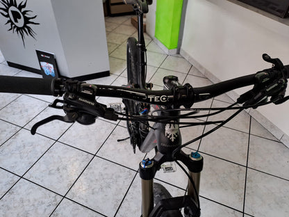 MTB filo Bianchi 27.5 carbonio usato