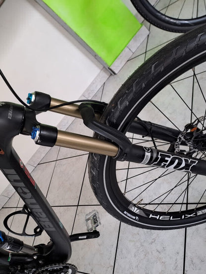 MTB filo Bianchi 27.5 carbonio usato