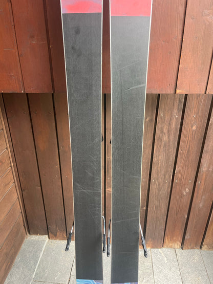 ATOMIC BENT 90 con attacchi STRIVE MN12