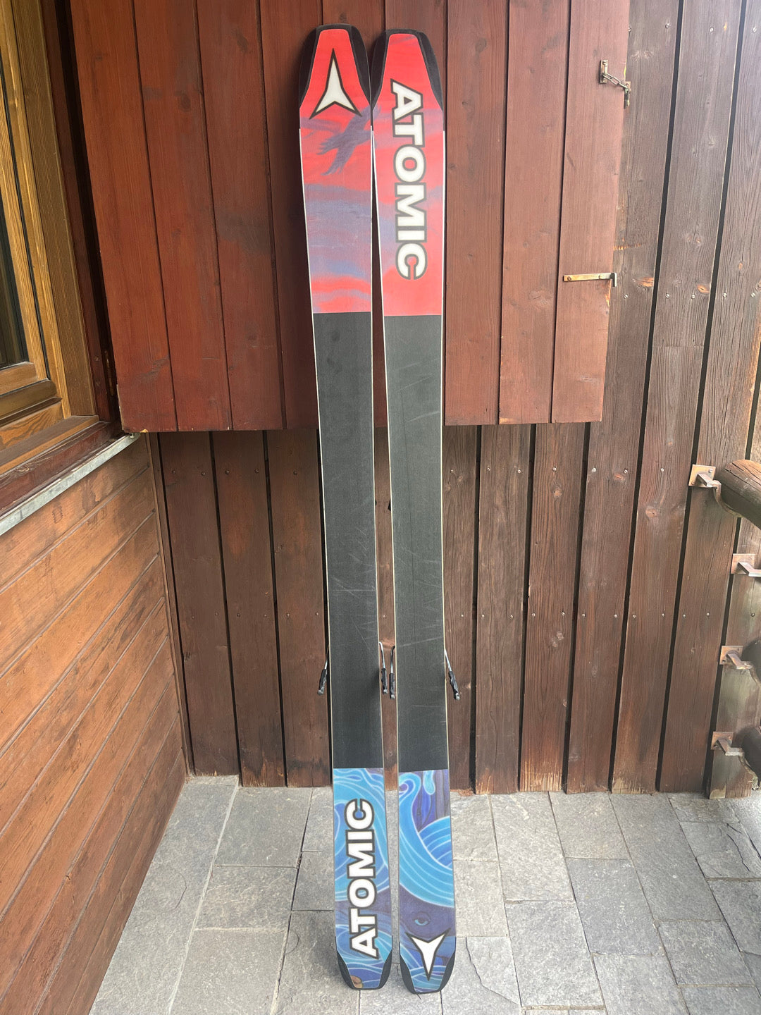 ATOMIC BENT 90 con attacchi STRIVE MN12